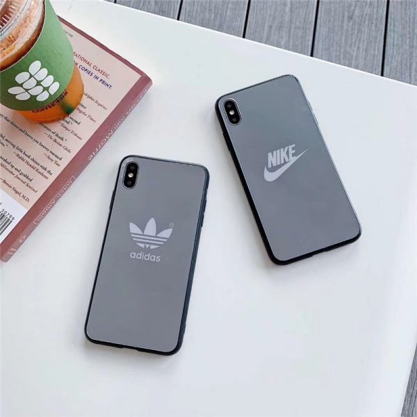 ナイキ スマホケース 鏡面 iPhone11proケース アディダス ミラー アイ フォン ケース11 韓国 nike iPhone Xs/Xs Maxケース ぺア シンプル iphone xr ケース 海外 adidas 携帯 カバー おしゃれ