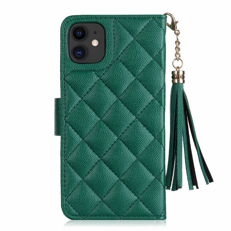 ま*ん様 【新品】グッチGUCCI GGキャンバス iPhone15ケース 手帳 グッチ iphone16/16pro/16promaxケース 手帳型 ブランド 人気