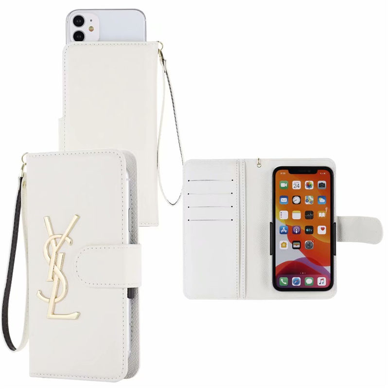 SAINT LAURENT（サンローラン）クロコ柄手帳のiPhoneケース SAINT LAURENT（サンローラン）クロコ柄手帳のiPhoneケース 年末