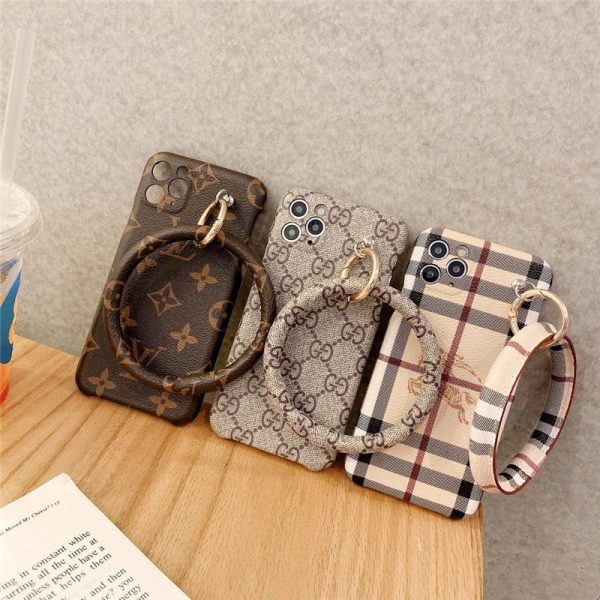 ハイブランド パロディ iphone12/12pro ケース ブレスレットリング付き vuitton アイフォン11/11プロ ケース メンズ GUCCI iphonexs/xr/se 携帯カバー 海外セレブ 2020 バーバリー風 スマホケース iphonexs max ペア 大人