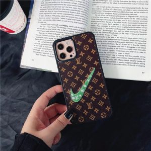 Alternative view of ルイ ヴィトン ナイキ アイフォン15/15プロケース 個性的 ヴィトン風 iphone14pro max/13pro ケース オリジナル nike louis vuitton 携帯ケース iphone13 大人っぽい iphonexs max/xr カバー 高級ブランド iphone スマホケース 販売店