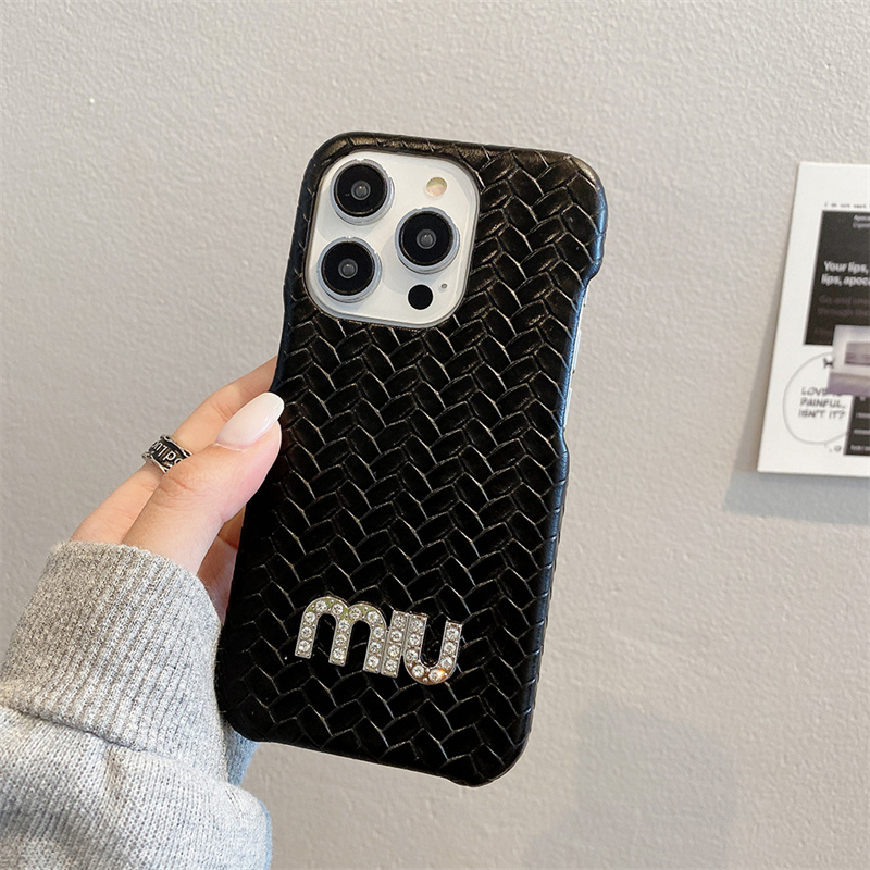 【新品未使用】Miu Miu iPhone15Pro ケース ブラック ミュウミュウ iPhone15 Pro Maxケース MiuMiuロゴ付き 可愛い