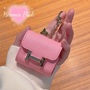 上質な日常を彩る♪【HERMES】AirPods Pro 2 ケース AirPods Pro 2用ケース | Hermès - エルメス-公式サイト