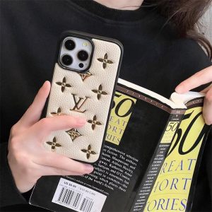 ルイヴィトン iPhone14Pro ケース モノグラムリバース レザー ルイヴィトン iPhone 14 Pro ケース モノグラム リバース スマホ