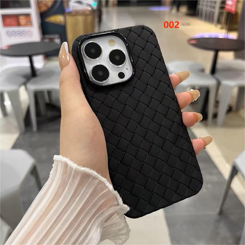 BOTTEGA VENETA iPhone15pro ケース 黒 - メルカリ