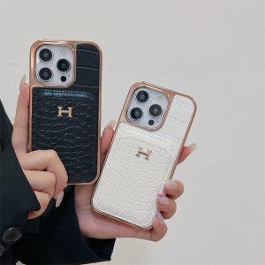エルメス ★ ギフト◎ 柄が可愛い カードホルダー iPhone 3種 エルメス ☆ ギフト◎ 柄が可愛い カードホルダー iPhone 3種