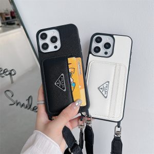 【PRADA】カード収納付き♪iPhone16Pro/16Pro MAX ケース プラダ iphone16/16pro ケース カード 収納 おしゃれ iphone15