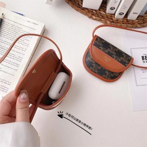 Alternative view of セリーヌ エアー ポッズ プロ ケース airpods ケース ショルダー airpods ポーチ airpods 第 三 世代 ケース ハイ ブランド airpods ケース かわいい