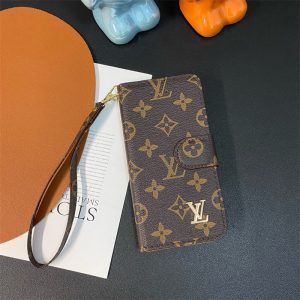 ルイヴィトン　手帳型スマホケース yukishop【激安コピー通販】 / ルイヴィトン LOUIS VUITTON 手帳