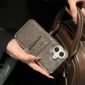 マルジェラ iphone16 ケース チェーン ストラップ 付き