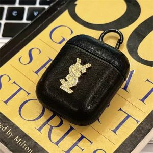 【保証書付き】YSL サンローランAirPodsケース 保証書付き】YSL サンローランAirPodsケース