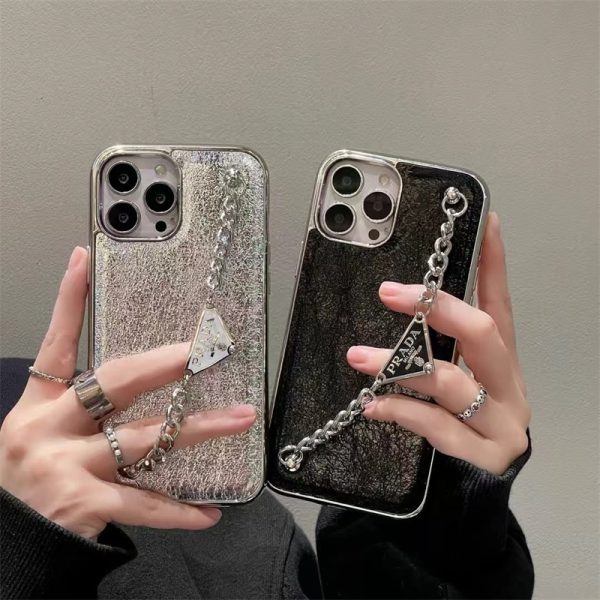 prada パロディ iphone16 ケース チェーン 付き iphone16pro ケース iphone16promax ケース ブランド アルミ ホイル iphone15/15pro ケース スマホケース おしゃれ ブランド iphone14/13/12ケース バンド 付き