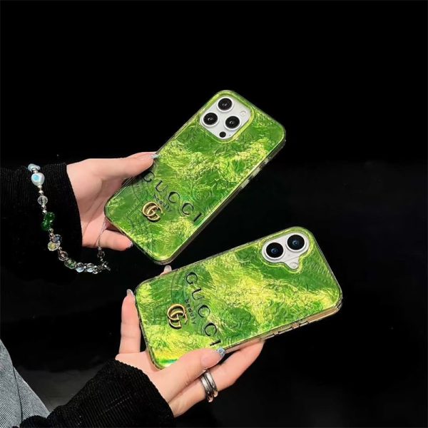gucci iphone17 ケース iphone17pro/16pro ケース おしゃれ ブランド アイホン17promax/16/15 ケース ストラップ 付き iphone15pro/14/13 ケース 艶 あり