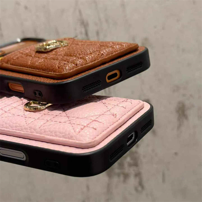 Christian Dior キルティングiPhone14Proケース iphone17 ケース dior 